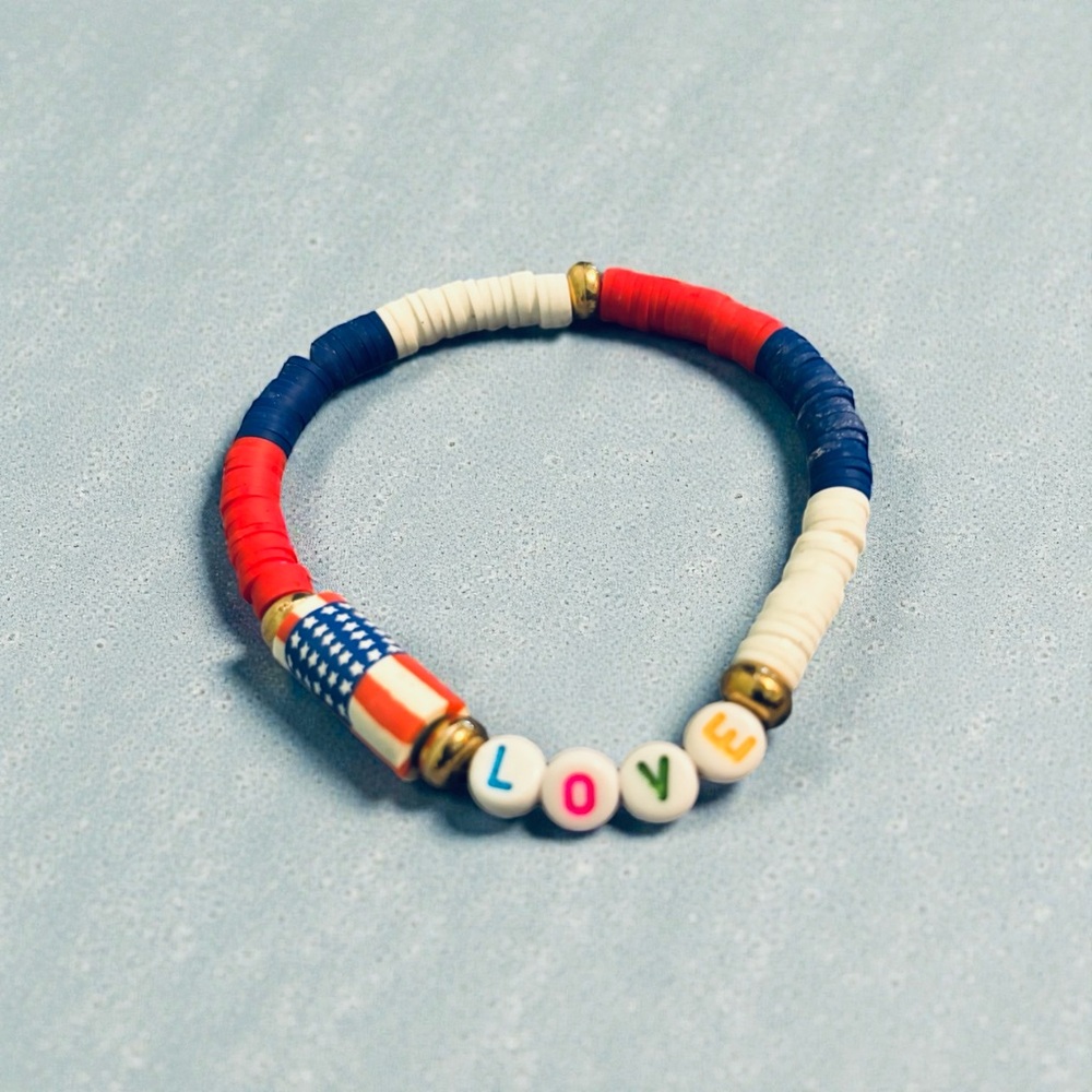 Colorful Beaded Bracelet‎ with Love Beads & Patriotic USA Spacer